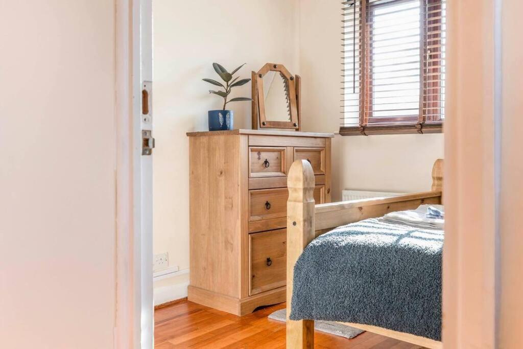 فيلا Quiet & Secluded St Albans House المظهر الخارجي الصورة
