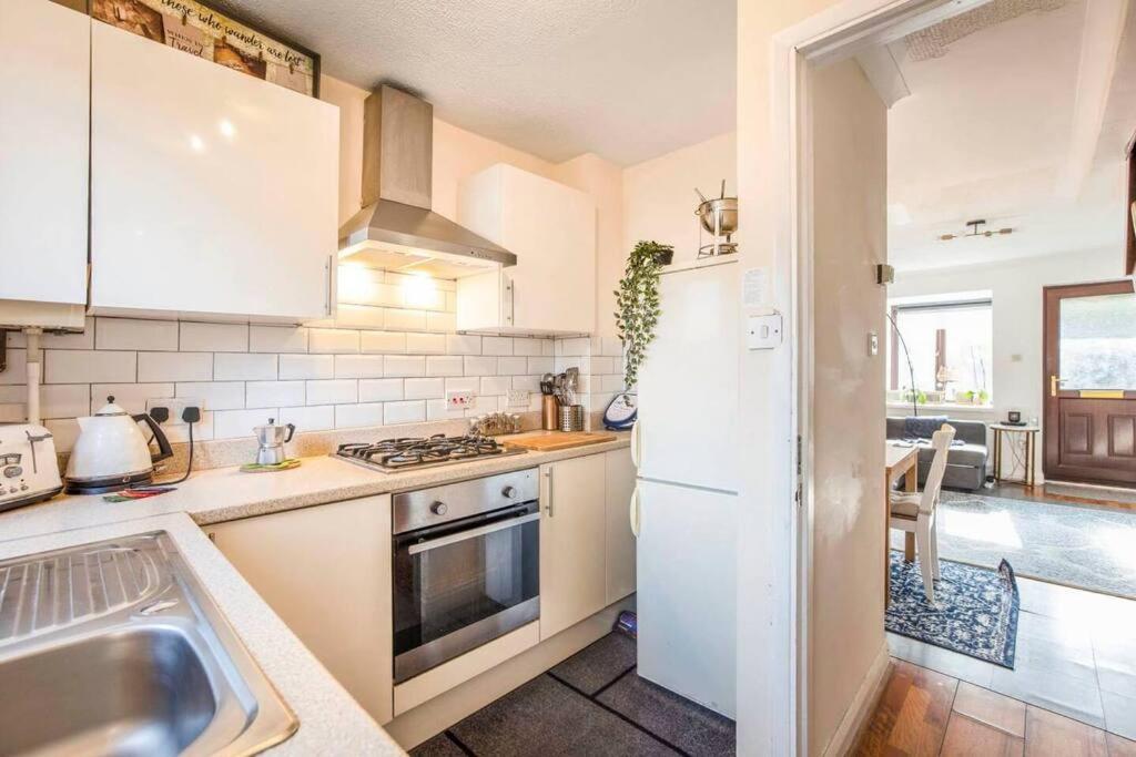 فيلا Quiet & Secluded St Albans House المظهر الخارجي الصورة